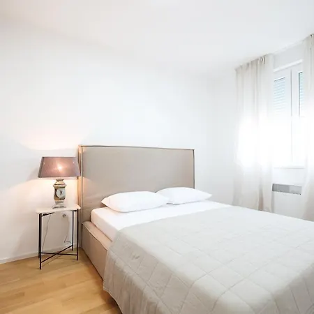 Apartman The Block *